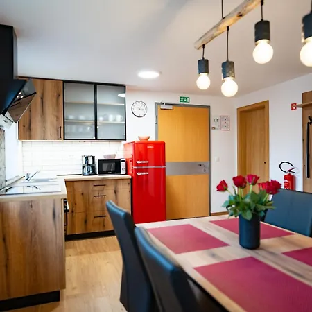 Apartment Pr Stepiherju Luce