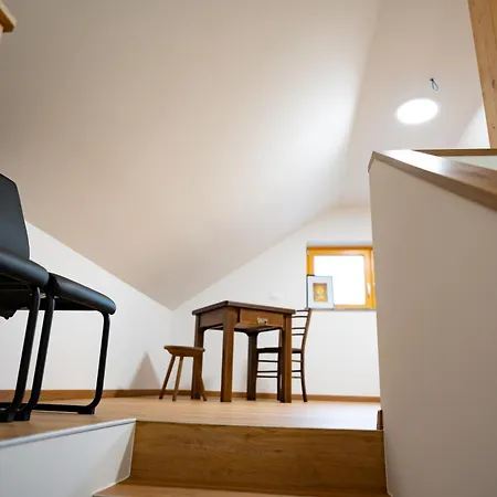 Pr Stepiherju アパート